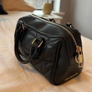 LIKE DREAMS Small Black Quilted Crossbody Purse